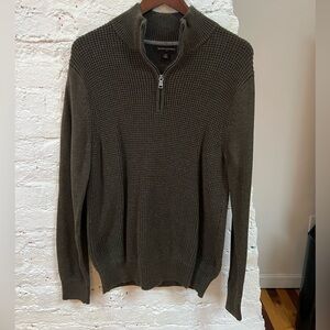 Banana Republic Factory Men's Green Knit Quarter Zip. Size M
